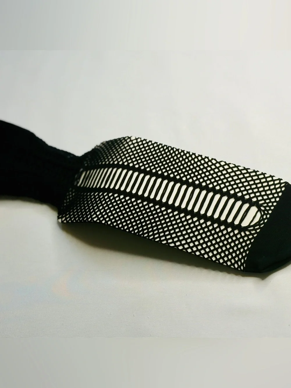NWT VTG Y2K Calzedonia Black Fishnet Mesh Fashion Socks